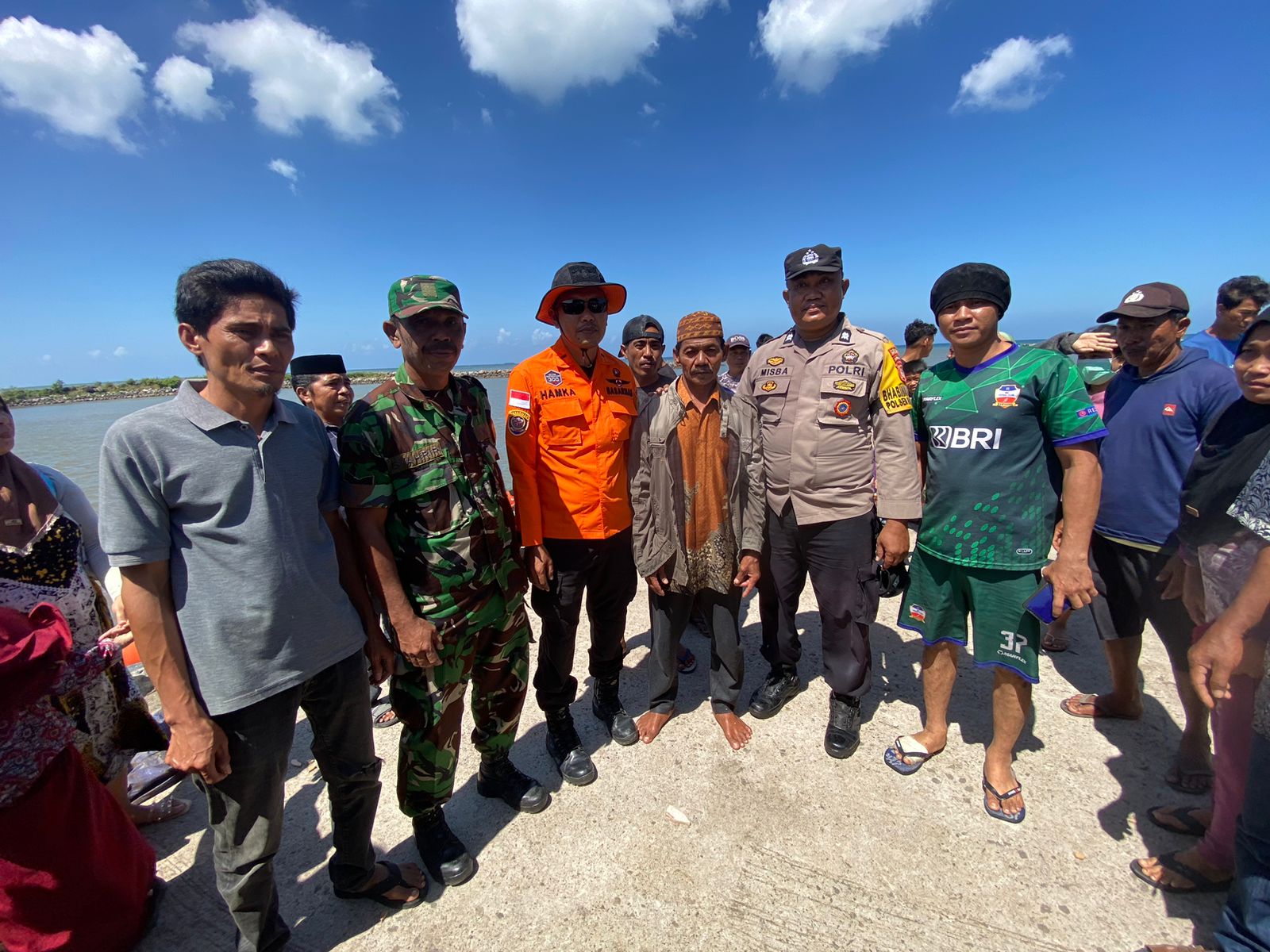 Hendak Memancing di Perairan Bira Bulukumba, Tim Sar Gabungan Temukan Nelayan Hanyut di Perairan Jeneponto